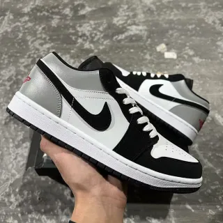 Nike Air Jordan 1 Low Metallic Silver Black White حذاء أسلوب حياة
