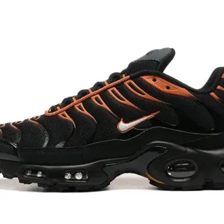 Nike Air Max Plus أسود برتقالي Lifestyle Sneakers