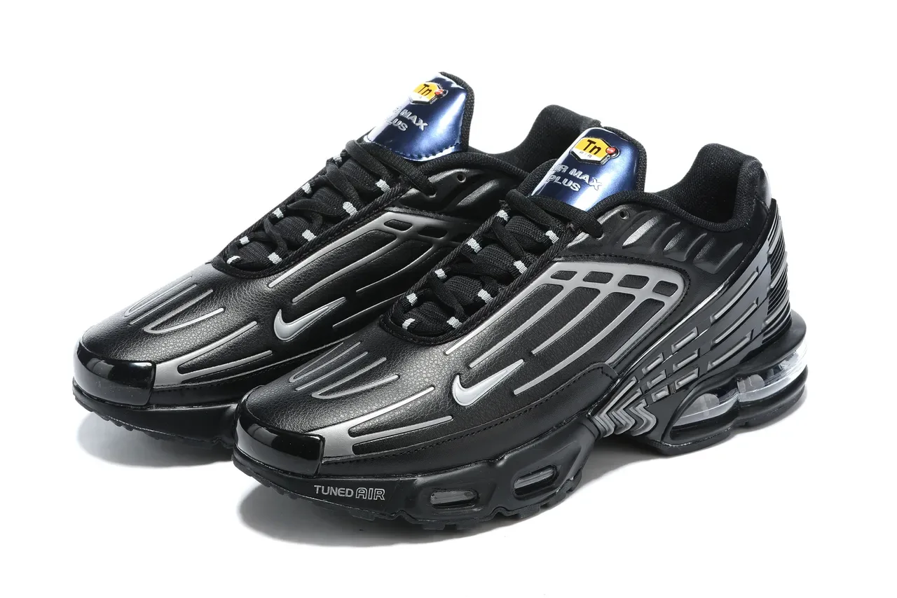 Nike Air Max Plus Tuned Air Noir Argent Chaussures lifestyle 3