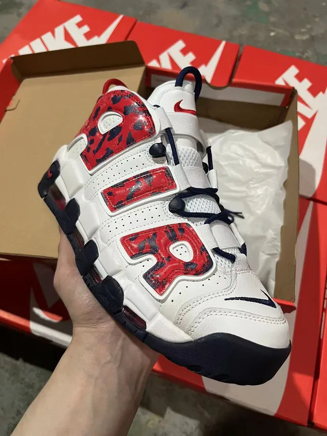Nike Air More Uptempo Rouge Marine Camouflage Chaussures de Basket 2