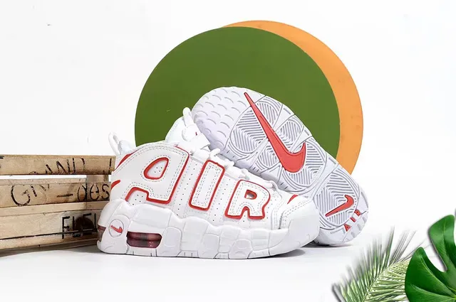 Nike Air More Uptempo White Gray Black أحذية كرة السلة 23