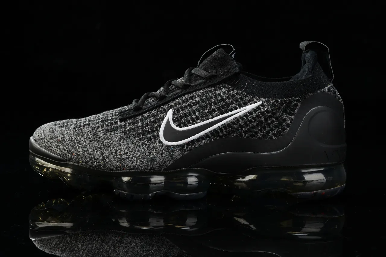 Nike Air VaporMax Black Heather Knit Lifestyle Sneakers 5