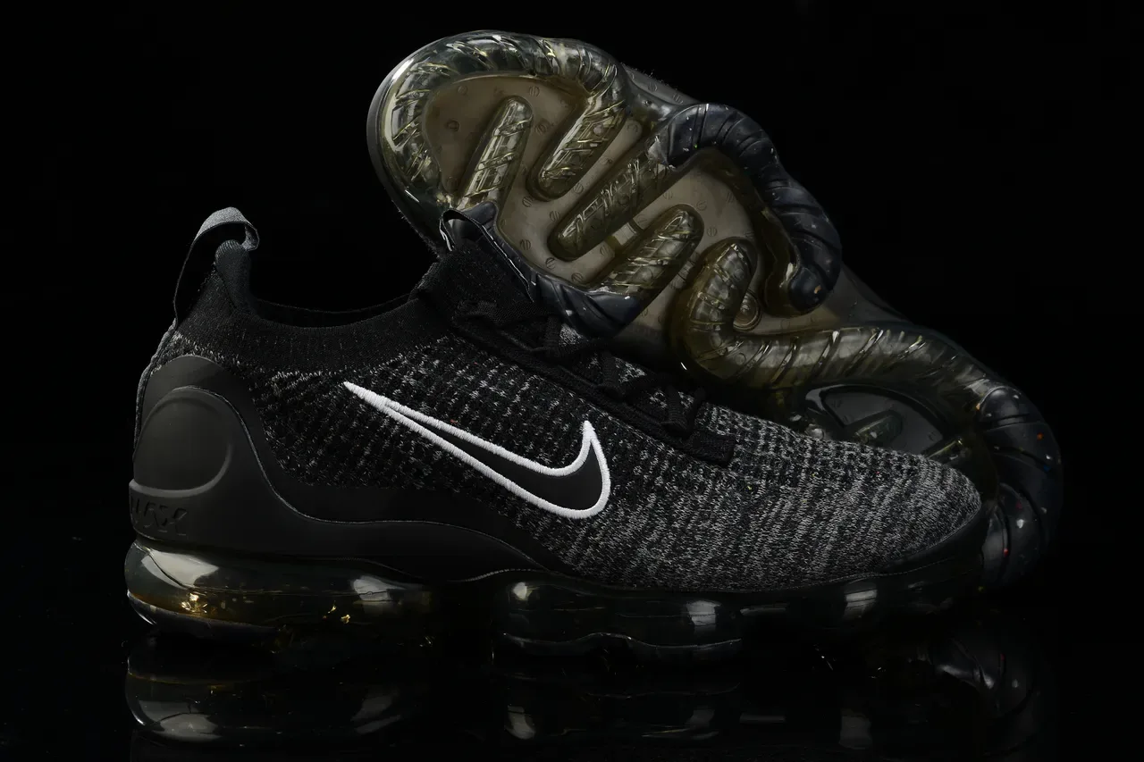 Nike Air VaporMax Black Heather Knit Lifestyle Sneakers 7