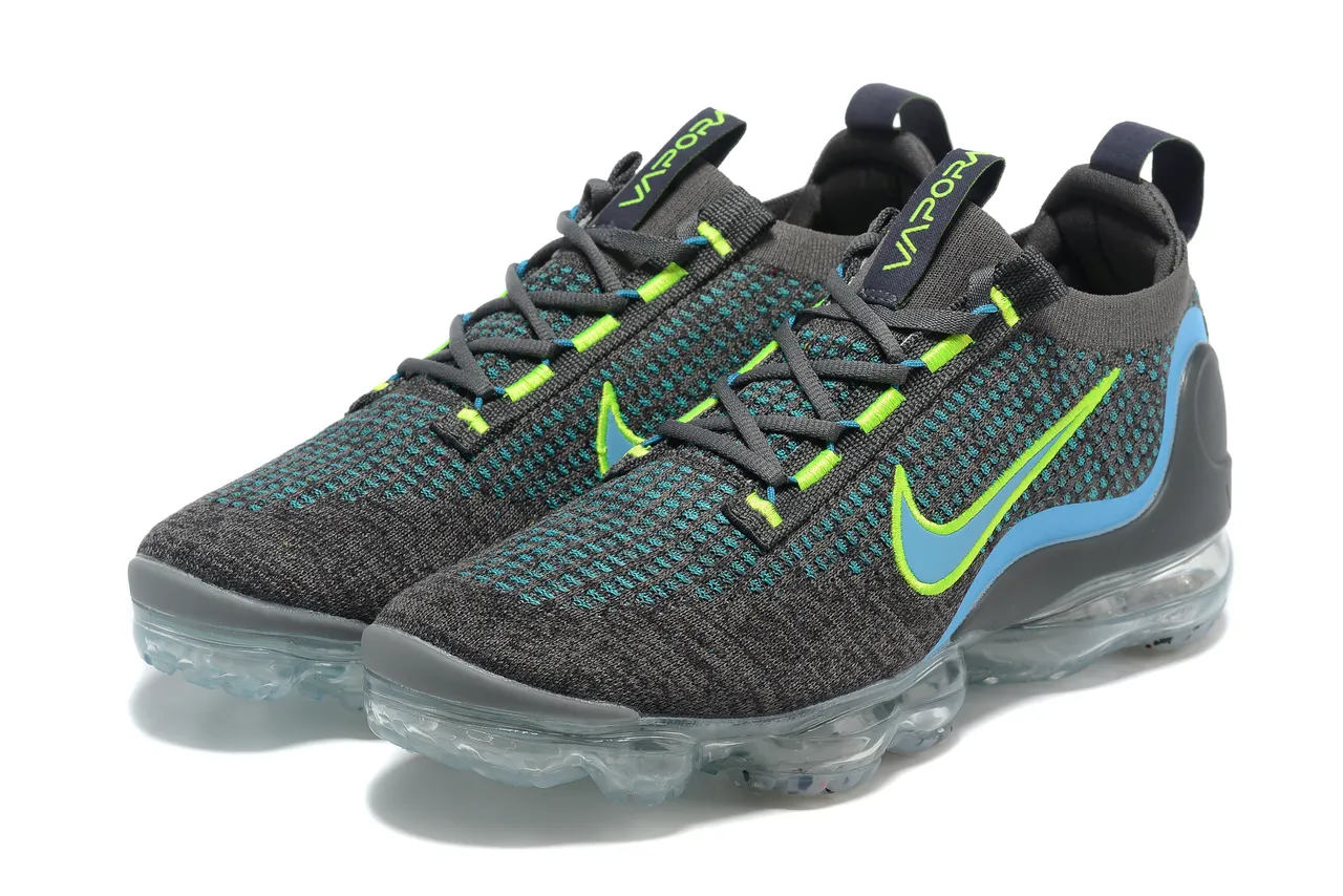 Nike Air VaporMax Flyknit Black Blue Engineered Knit Upper Visible Cushioning Sole Running Shoes 7