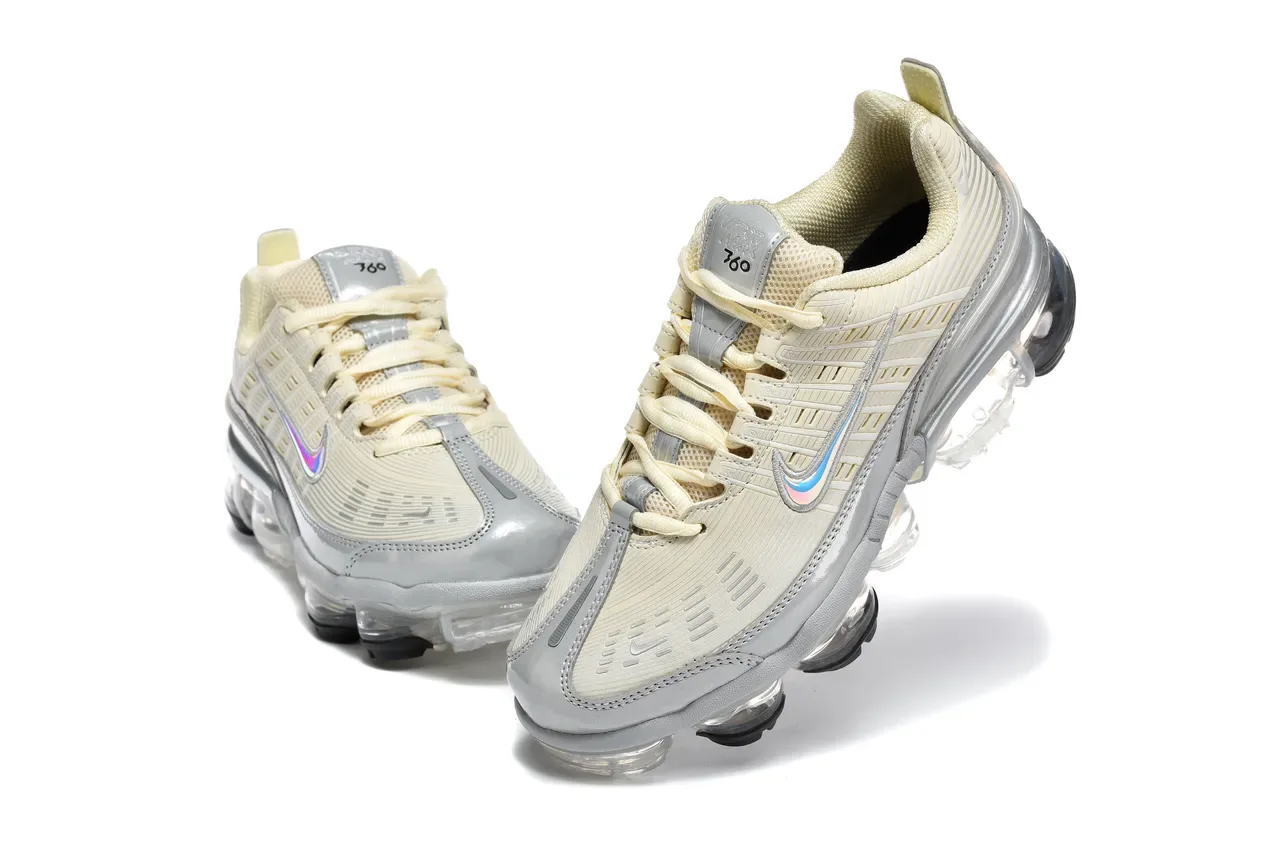 Nike Air VaporMax Plus Off-White Silver Transparent Lifestyle Sneakers 4