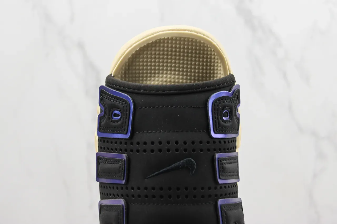 Zapatillas Nike Noir Beige Perforées avec Lettrage Bold AIR 6