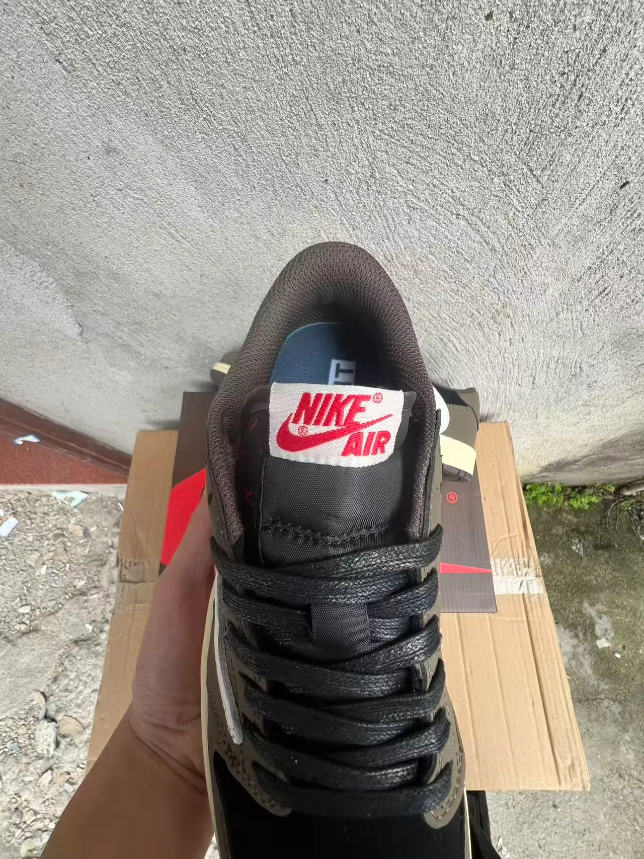 Nike Black Brown Low-Top Layered Leather-and-Suede Upper Lifestyle Sneakers 4