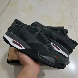 Nike Tênis de Basquete Preto Verde Alto de Suede e Material Sintético
