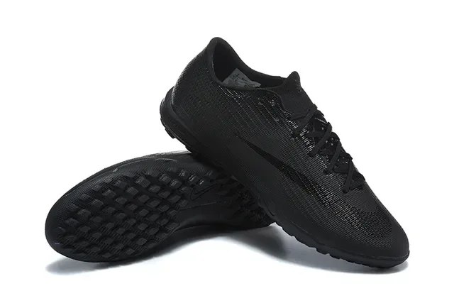 Nike Black Knit Upper Turf Soccer Shoes 7