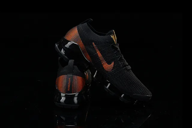 Nike Black Orange Knit Upper Visible Air Sole Lifestyle Sneakers 11