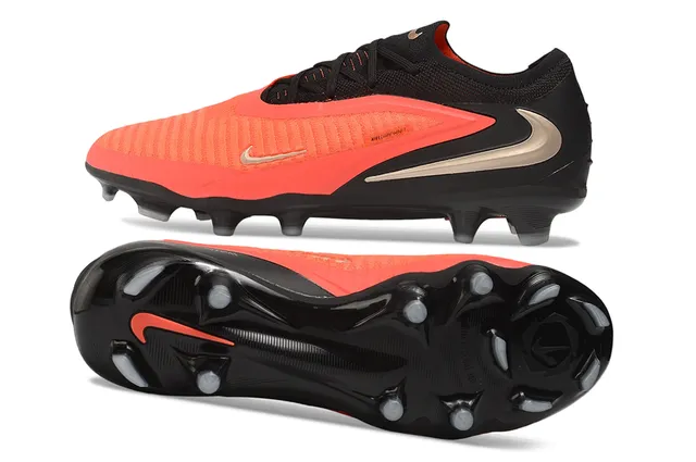 Nike Chaussures de football Noir Orange Coupe basse Empiècement tricoté Système de lacets asymétrique Terrain ferme 6