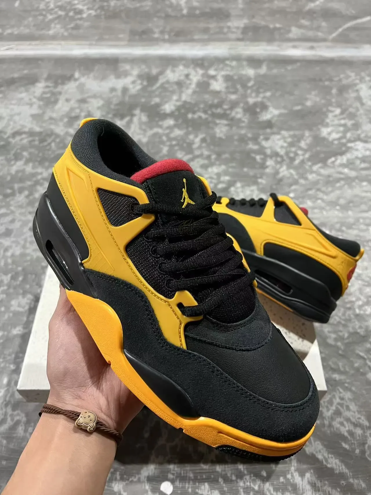 Nike Air Unit 黑黄 层叠合成覆盖 可见鞋跟 运动鞋 2