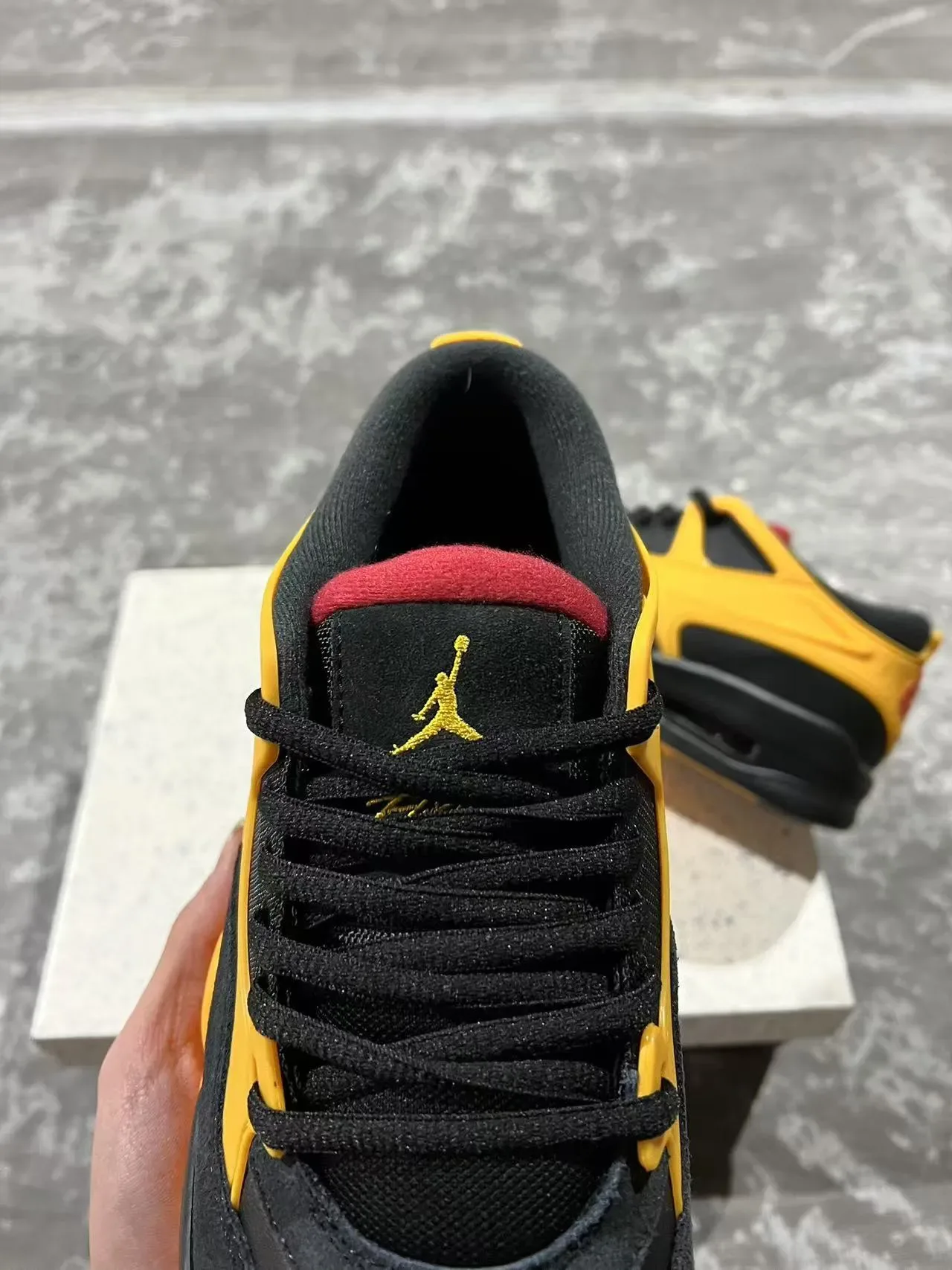 Nike Air Unit 黑黄 层叠合成覆盖 可见鞋跟 运动鞋 4