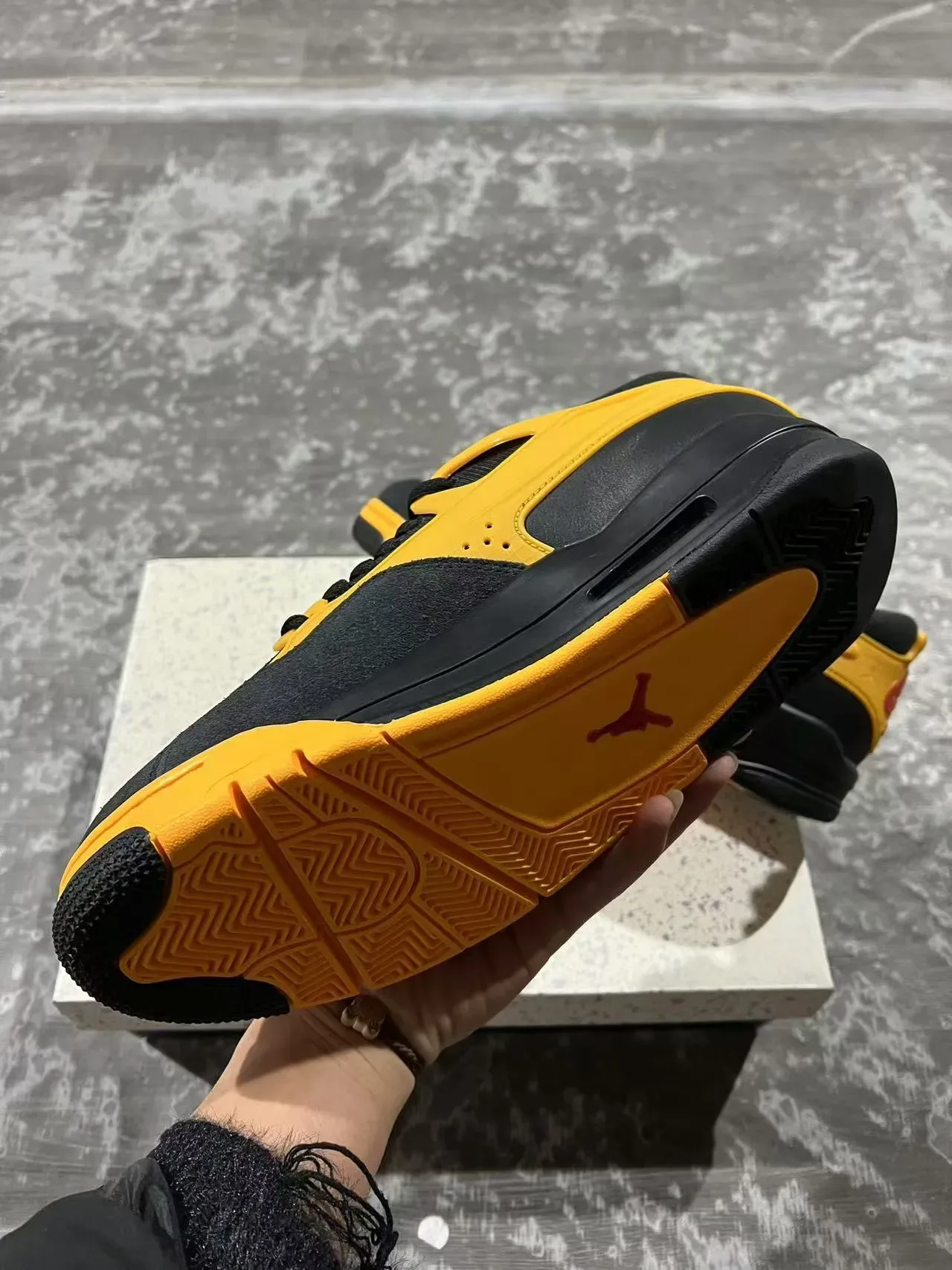 Nike Air Unit 黑黄 层叠合成覆盖 可见鞋跟 运动鞋 6