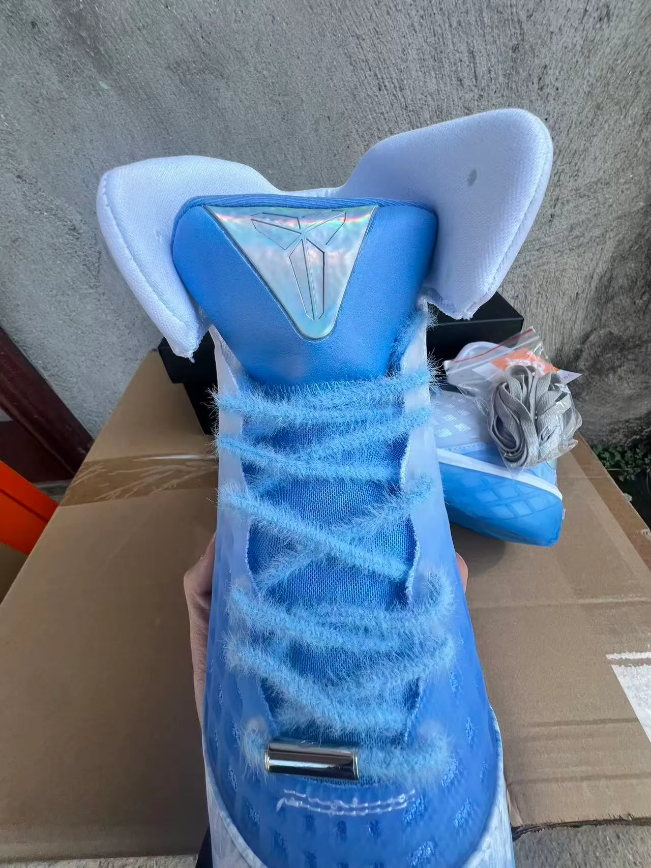 Nike Zapatillas de Baloncesto Azul Blanco Alto con Upper de Cage Translucida 4