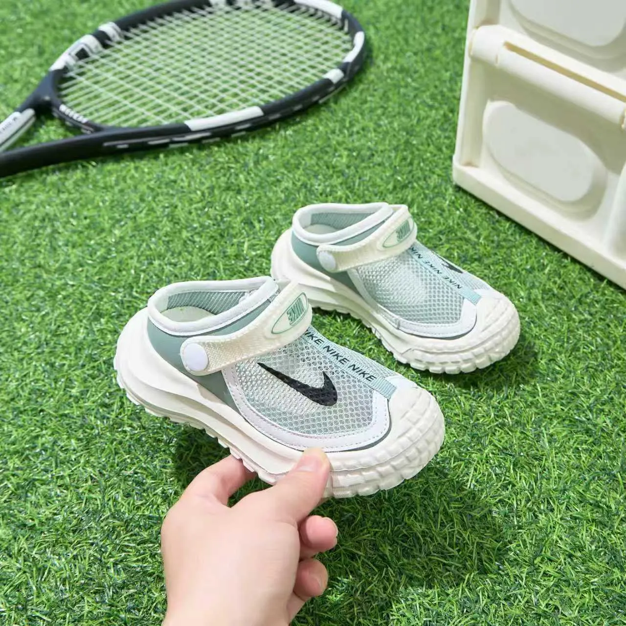 Nike Blue White Mesh Upper Hook-and-Loop Strap Casual Sandals 11