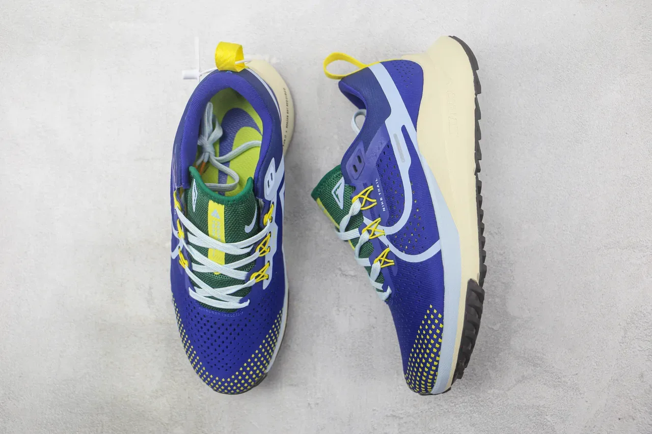 Nike Blue Yellow Perforated Knit Upper Contrasting Grid Toe Cap Running Shoes 3
