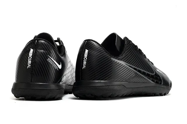 Nike Bourgogne Violet Chaussure basse synthétique impression géométrique supérieure gazon chaussures football 19