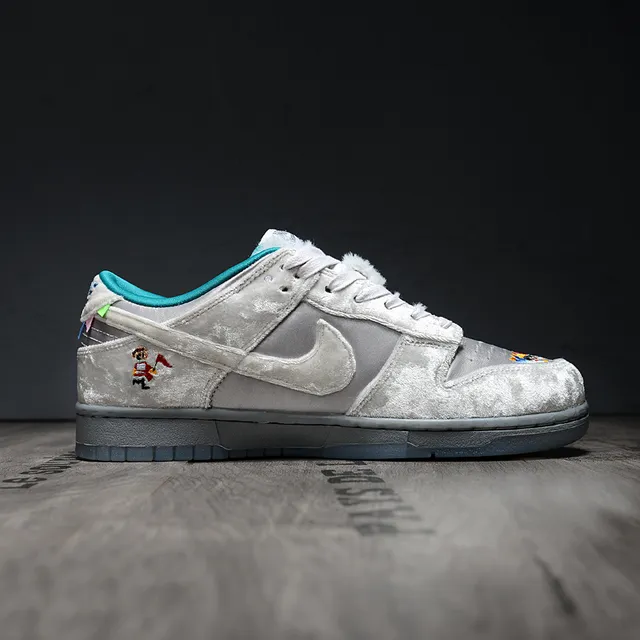 Nike Dunk Low Gray Blue Velvet-Textured Upper Teal Accent Lining Skateboard Shoes 7