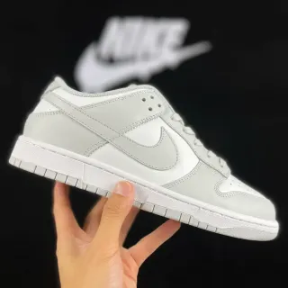 Nike Dunk Low رمادي فاتح أبيض حذاء نمط حياة