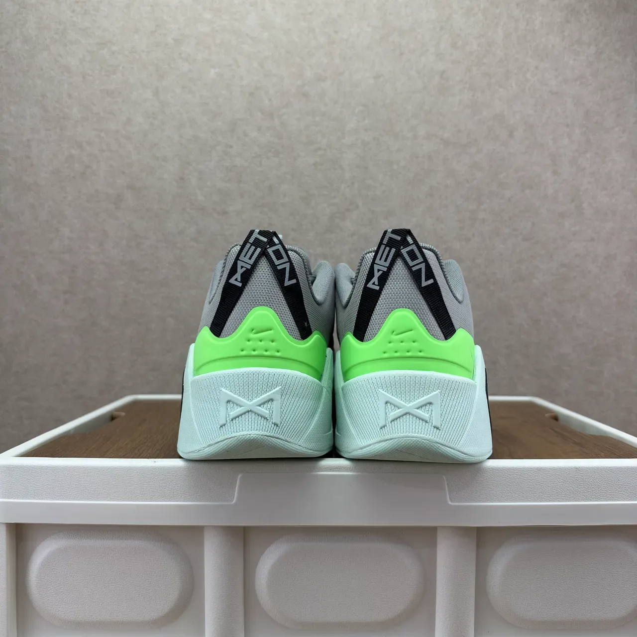 Nike Gray Green Sculpted Midsole Mesh Upper Lifestyle Sneakers 5