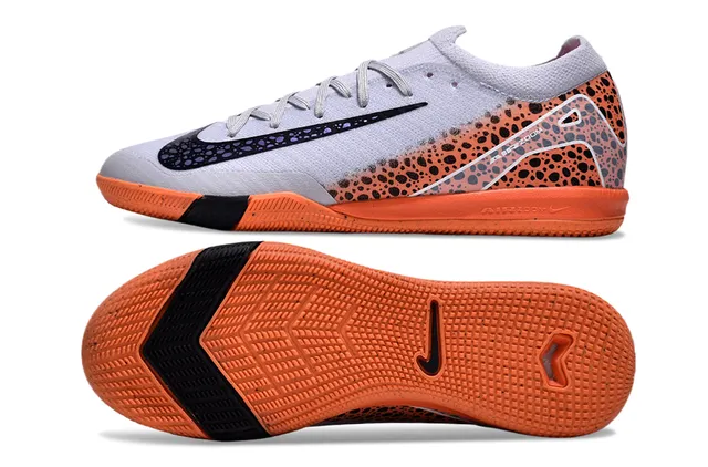 Nike Cinza Laranja Tênis de futebol indoor de corte baixo com gola de ajuste de meia 6