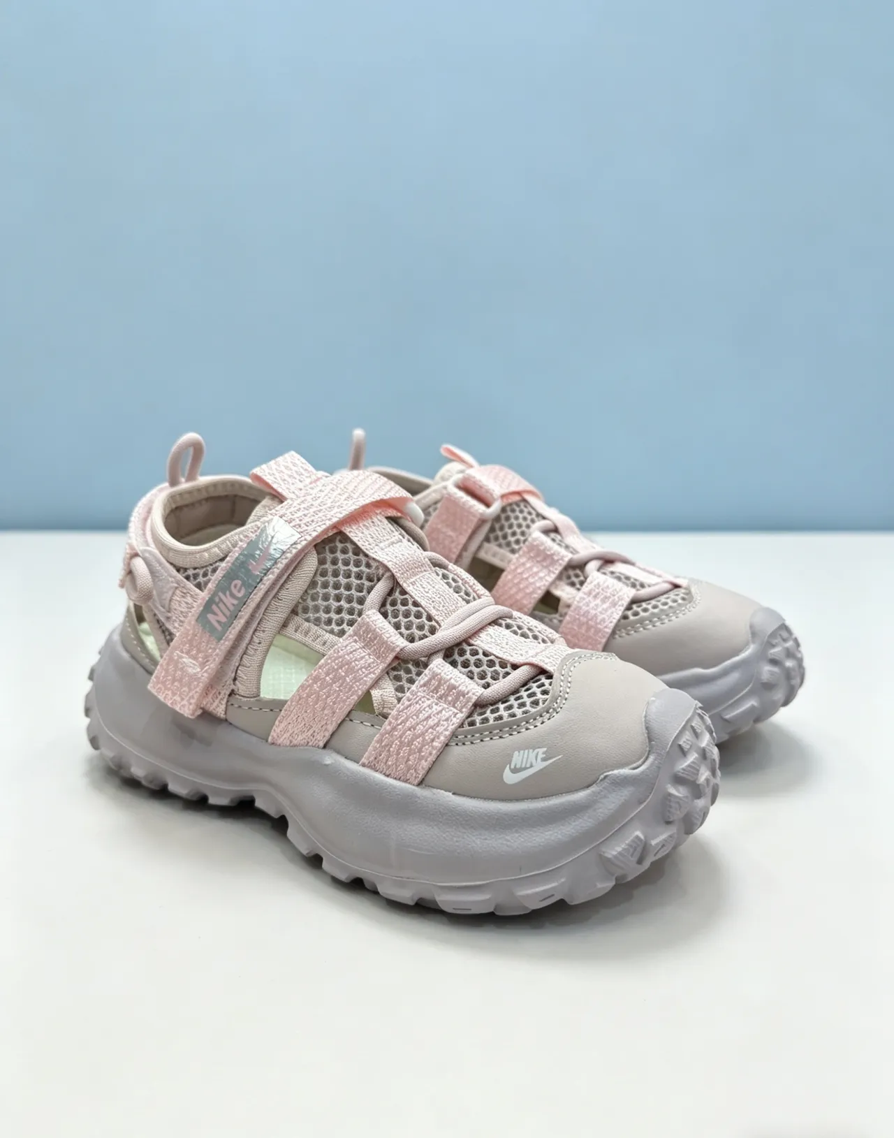 Nike Gray Pink Chunky Platform Sole Multi-Strap Velcro Closure Casual Sandals 6