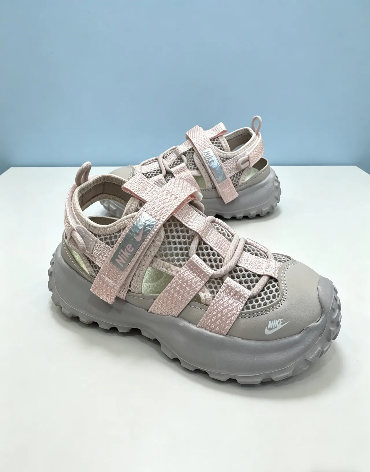 Nike Gray Pink Chunky Platform Sole Multi-Strap Velcro Closure Casual Sandals 9