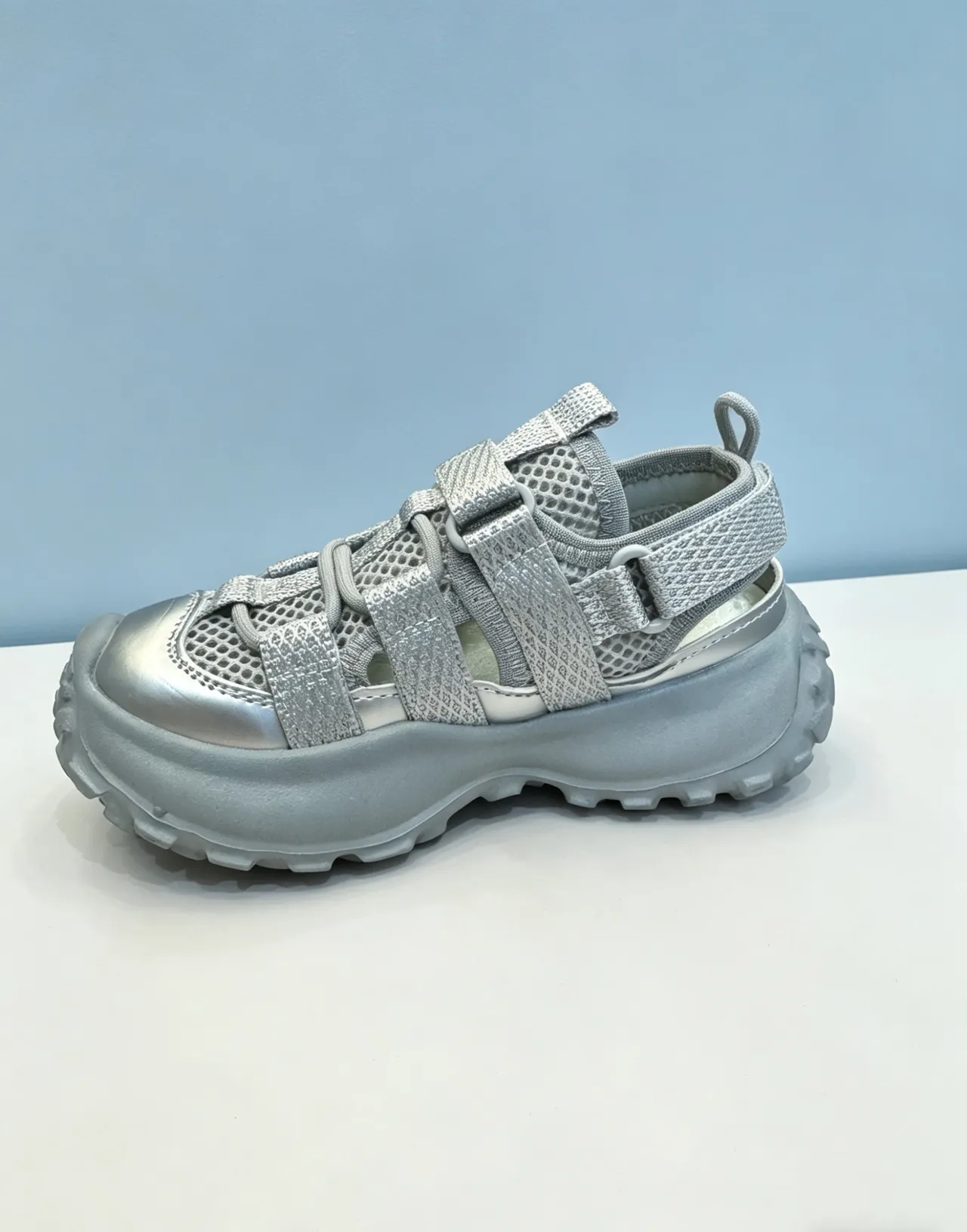 Nike Gray Pink Chunky Platform Sole Multi-Strap Velcro Closure Casual Sandals 20