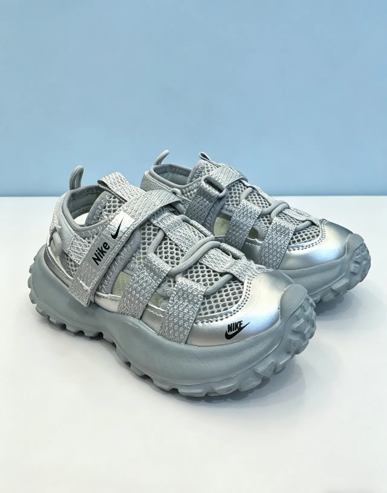 Nike Gray Pink Chunky Platform Sole Multi-Strap Velcro Closure Casual Sandals 22
