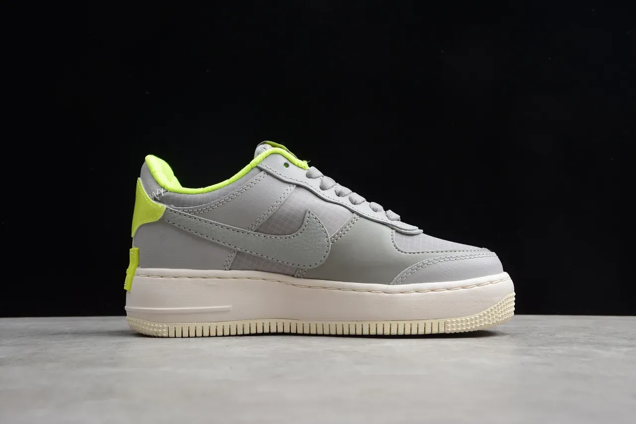 Nike Gray Yellow Low-Top Platform Sole Lifestyle Sneakers 14