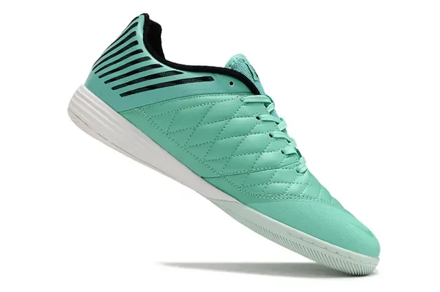 Nike Hypervenom Chaussures de football indoor vert rouge embout orteil matelassé vertical recouvrements synthétiques noirs 2