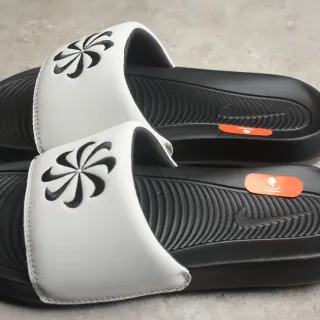 Nike Kawa Slide Blanco Negro Naranja chanclas