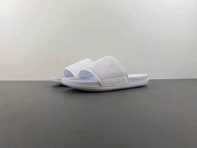 Nike Kobe Slide 白色纹理带拖鞋 5