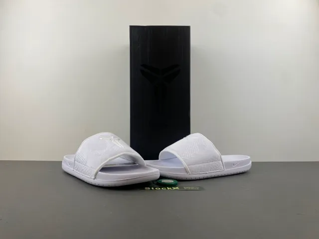 Nike Kobe Slide 白色纹理带拖鞋 8