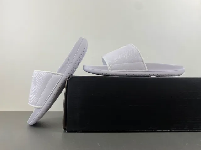Nike Kobe Slide 白色纹理带拖鞋 9