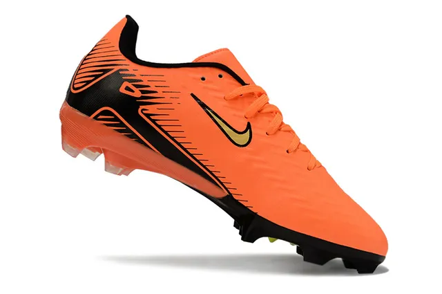 Nike Chaussures de Football Orange Noir Low-Cut Upper Synthétique pour Terrain Firme 2