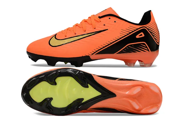 Nike Chaussures de Football Orange Noir Low-Cut Upper Synthétique pour Terrain Firme 6