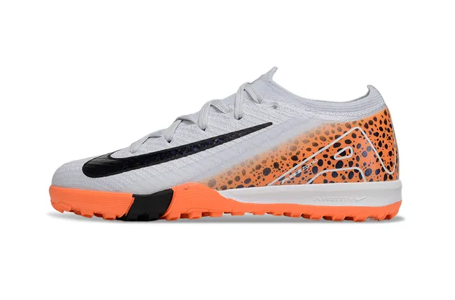 Nike Chaussures de football turf avec empeigne tricotée orange gris et lacets asymétriques 8