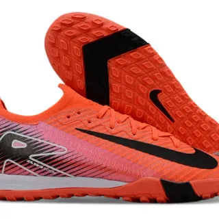 Nike Tênis de futebol laranja rosa com upper tricot e sola turf