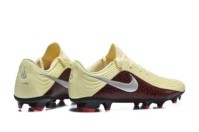 Nike Phantom GT Beige Red Low-Cut Lace-Up Synthetic Textured Upper Firm-Ground Soccer Shoes 5