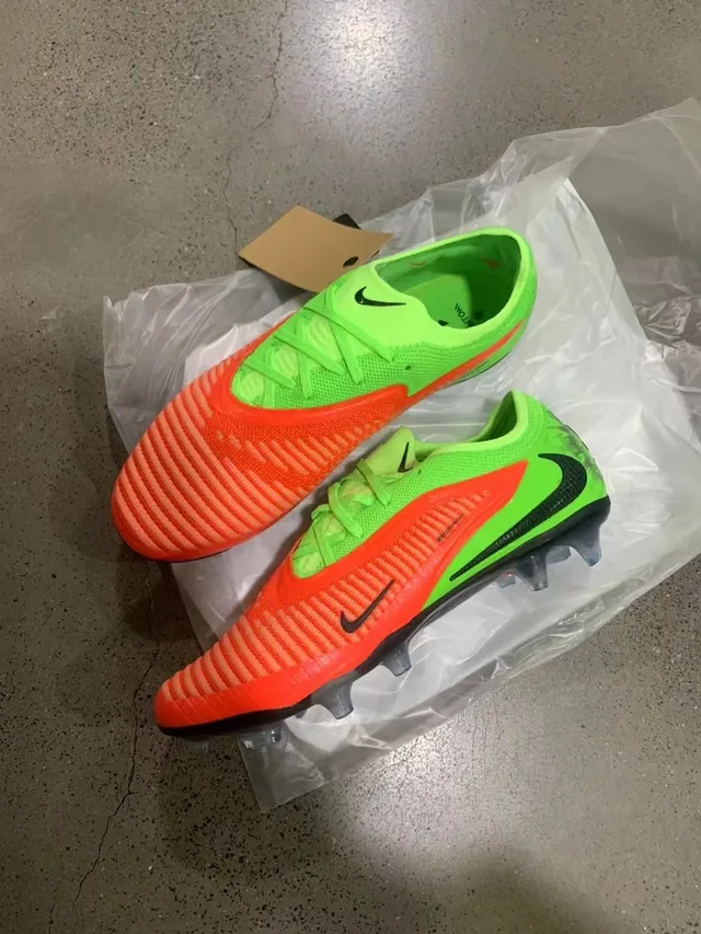 Nike Phantom GT Vert Rouge partie supérieure en tricot lacets asymétriques terrain ferme chaussures de football 8