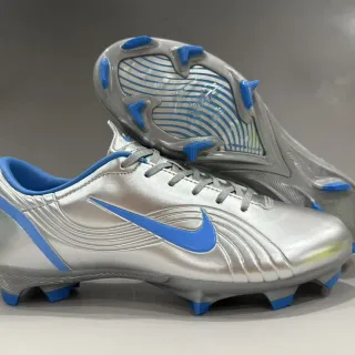 Nike Phantom GT Silver and Blue Firm-Ground Chaussures de football