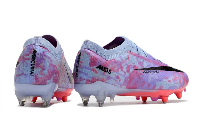 Nike Phantom GT White Red Flyknit Upper Geometric Pattern Firm-Ground Soccer Shoes 19