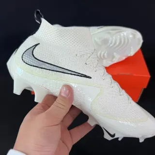Nike Phantom GT chaussures de football blanc argent terrain ferme