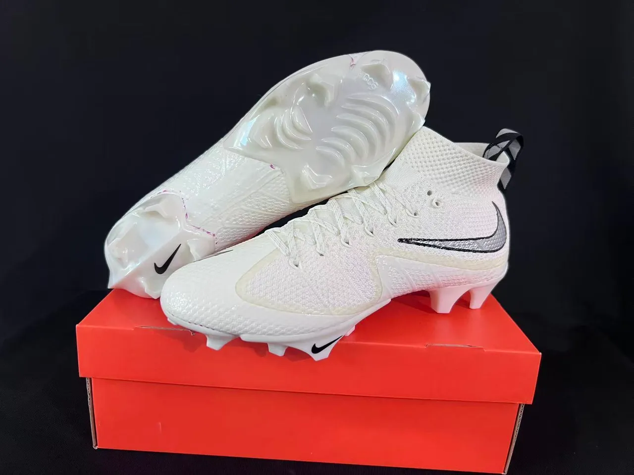 Nike Phantom GT chaussures de football blanc argent terrain ferme 7