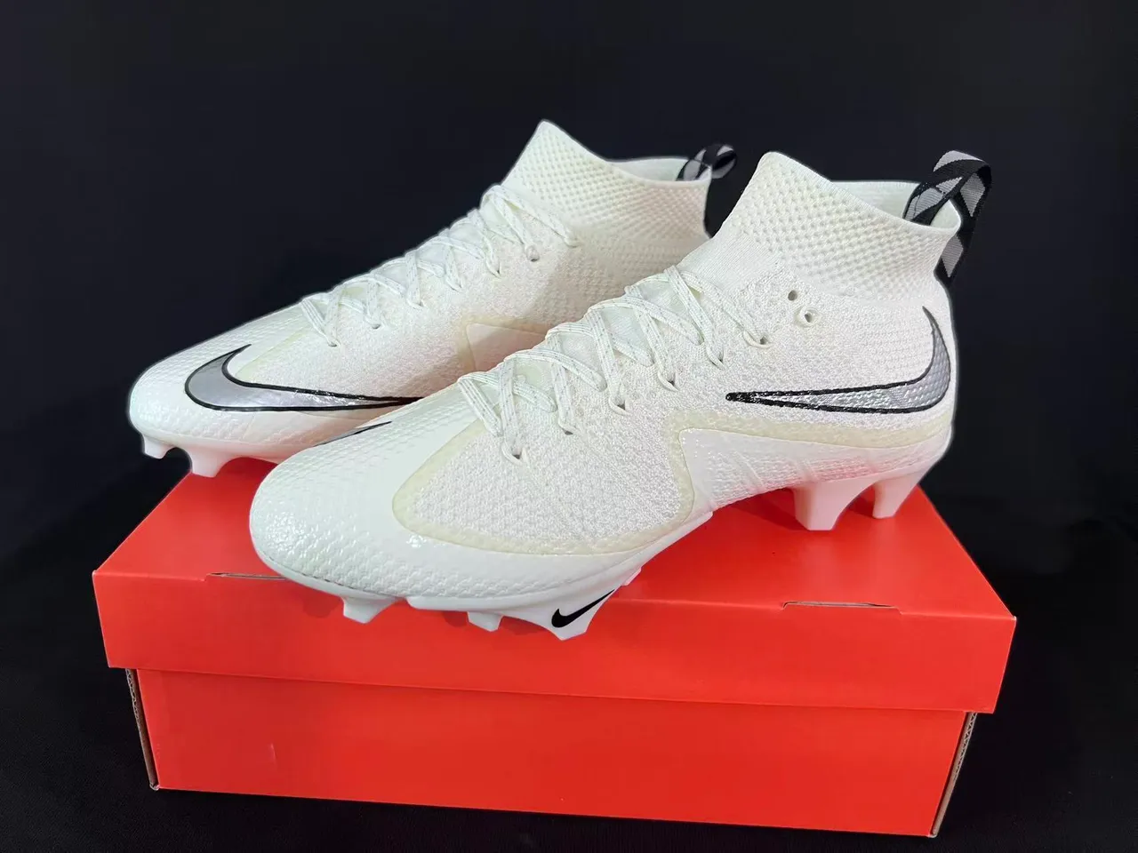 Nike Phantom GT chaussures de football blanc argent terrain ferme 9