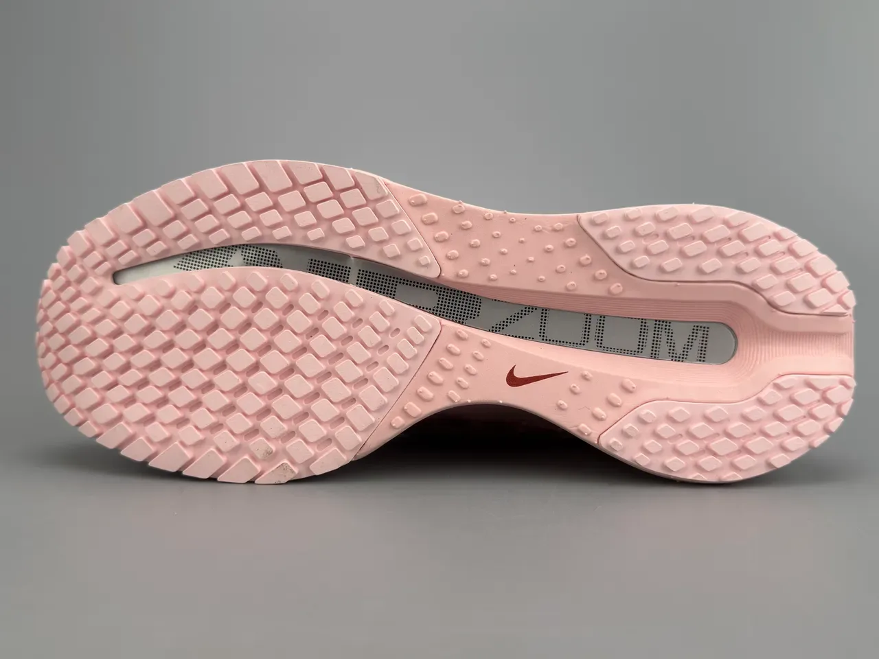 Nike Pink Gray Engineered Mesh Upper Visible Air Zoom Unit Running Shoes 8