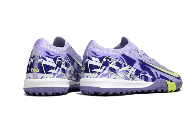 Nike أرجواني أصفر تريكو أبو طباعة جرافيكية أحذية كرة القدم تيرف 5