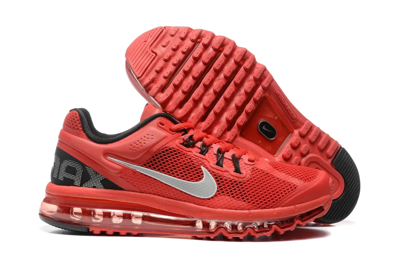 Nike Chaussures de Running avec la tige en mesh rouge et noir, amortissement d'air visible sur toute la longueur 7